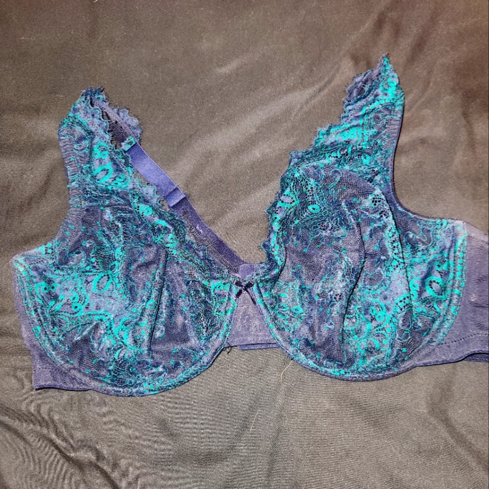 Cacique Blue and Green Full-Coverage Bra with Adjustable Straps